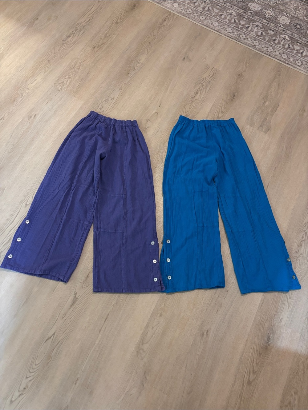 - COTTON GAUZE FRANKIE  CROP PANTS by COTTON WAYS size XS 100% cotton Lagenlook